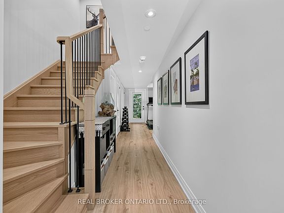 5th image of 107 Marina Village Dr