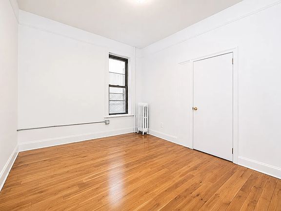 4th image of 566 7th St #2