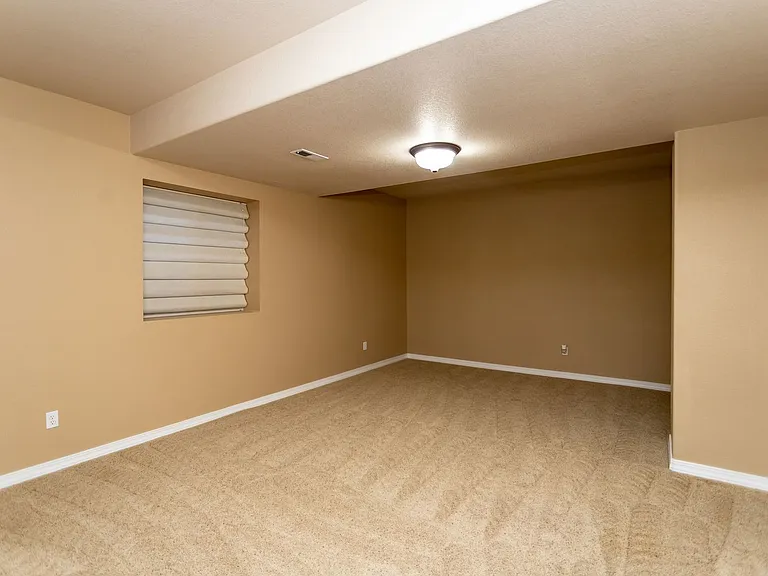 9922 Red Sage Dr — Photo 33