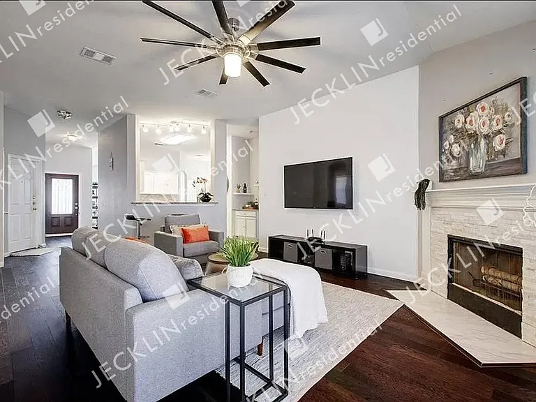 2415 Candle Ridge Trl — Photo 5