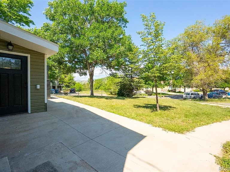 Large yard with trees/shade