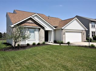 15810 Grand Willow Blvd, Huntertown, IN 46748