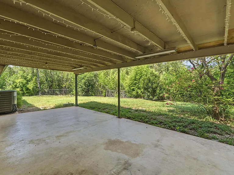 2414 Havenside Dr — Photo 22