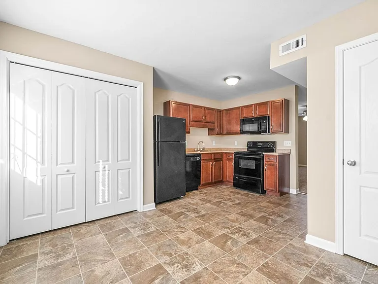 Ashridge Drive-1210 — Photo 12