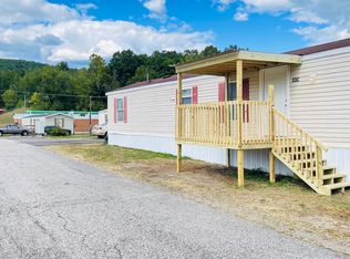 33C Elkview Trailer Ct, Elkview, WV 25071
