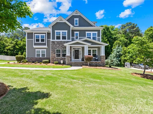 2105 Madeira Cir, Waxhaw, NC 28173