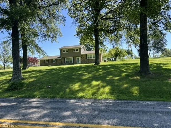 2688 Saint Johns Rd, Colliers, WV 26035
