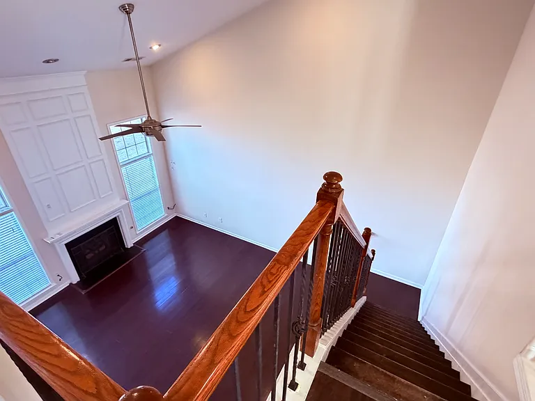 908 Wendlebury Ct — Photo 35