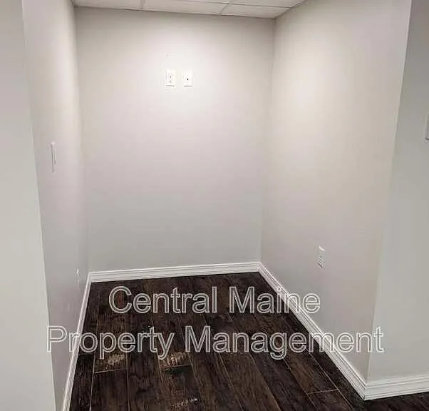 34 Washington Ave #D — Photo 11