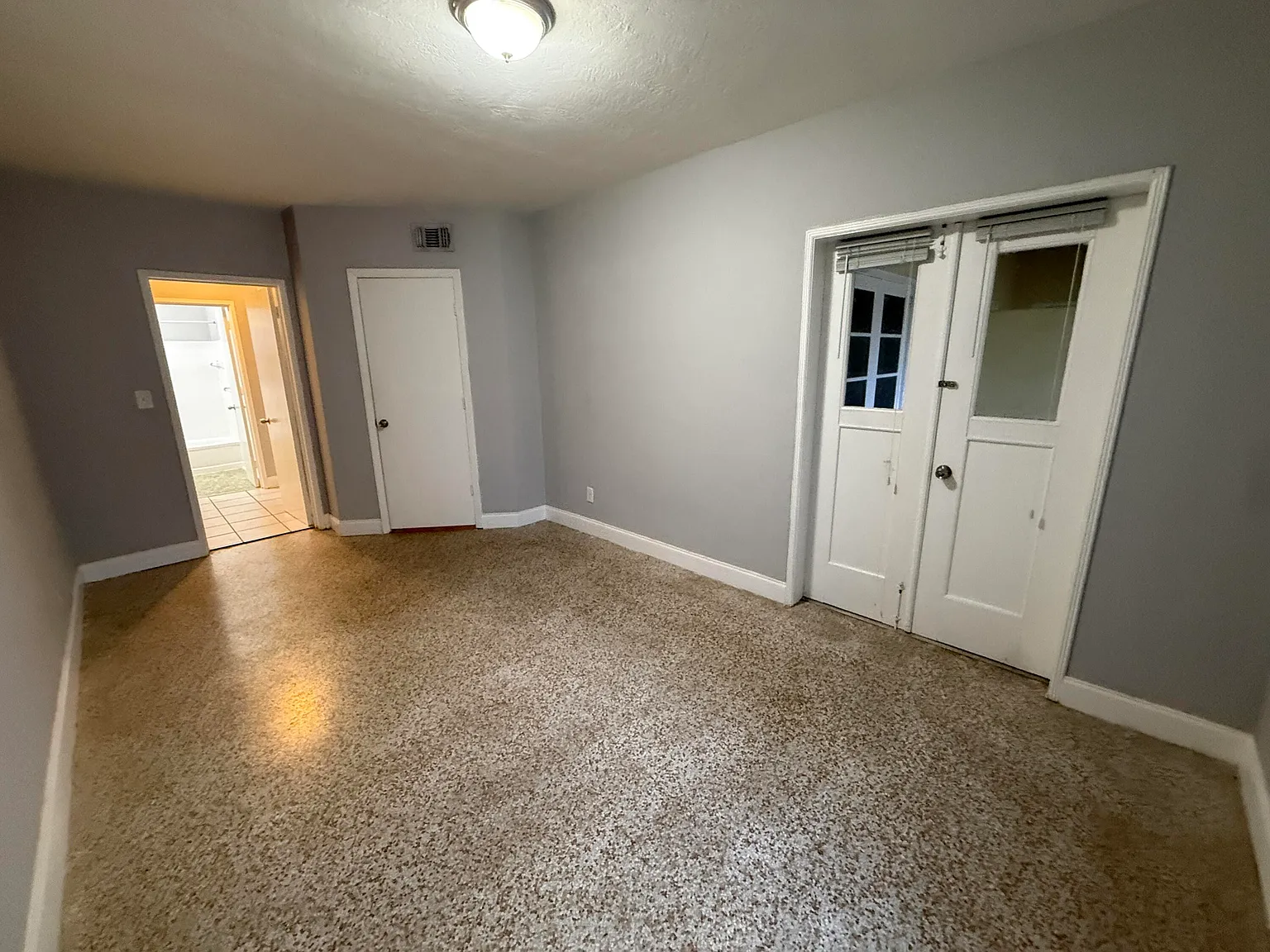 1 bed, 1.0 bath, 2927 sqft, $1,769 — Photo 3