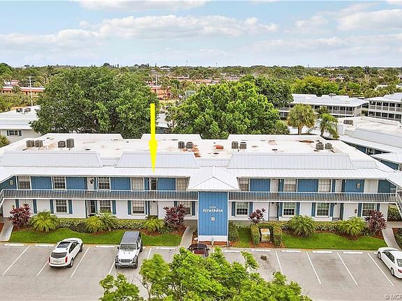 5th image of 1854 SW Palm City Rd APT 203