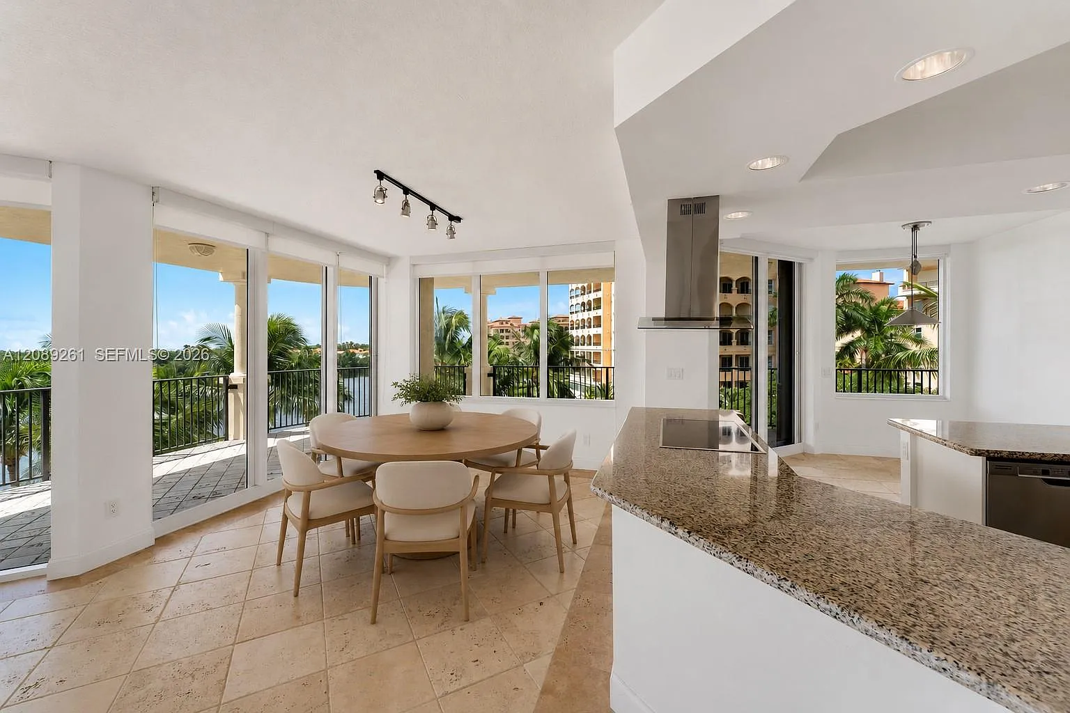 13627 Deering Bay Dr — Photo 4