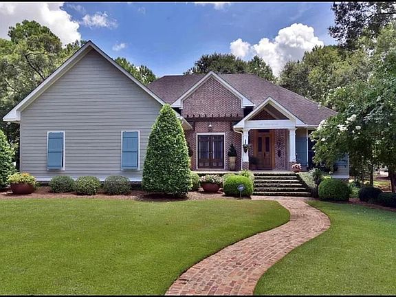 2nd image of 2002 Cumberland Ln