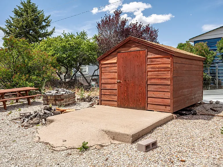 408 N Harmony Dr — Photo 14