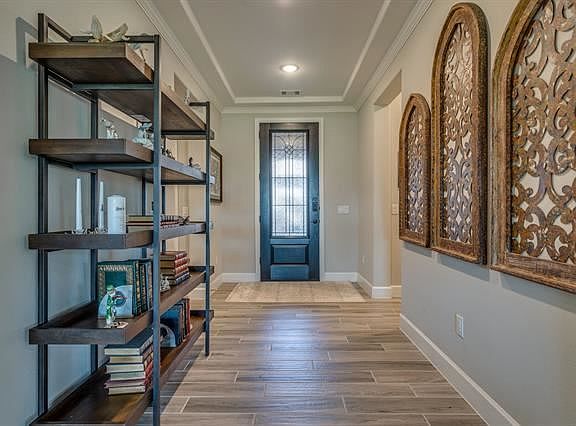 4th image of 9501 Claridge Dr