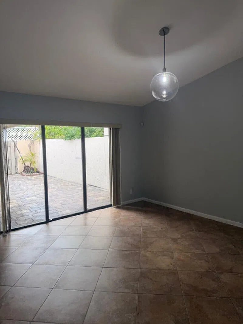 3 bed, 2.0 bath, 1244 sqft, $2,650 — Photo 2