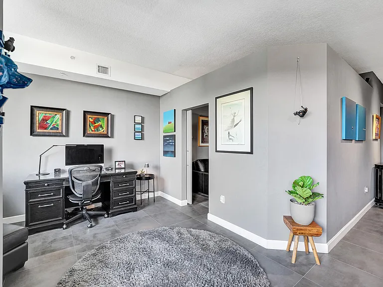 2301 Wilton Dr #R309 — Photo 19
