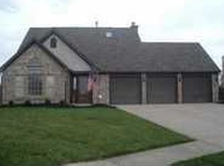 1269 Avalon Cir, Greenwood, IN