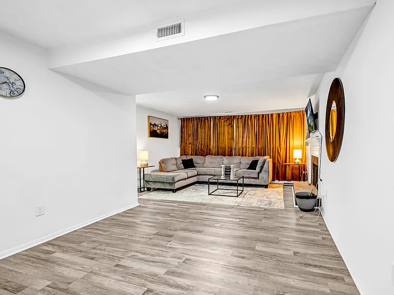 Secondary Living Room / Bonus Room