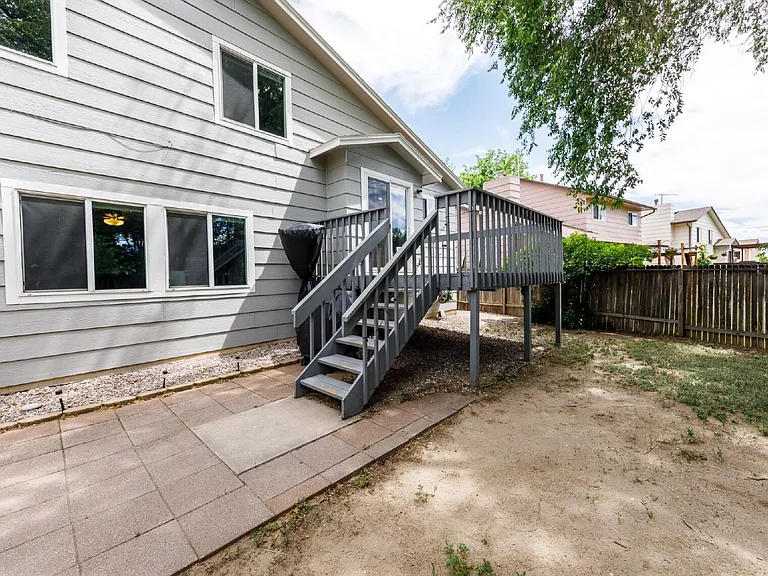 230 Hooper Ct — Photo 51