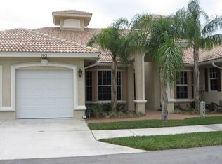 527 NW Cashmere Blvd APT 102, Port Saint Lucie, FL 34986