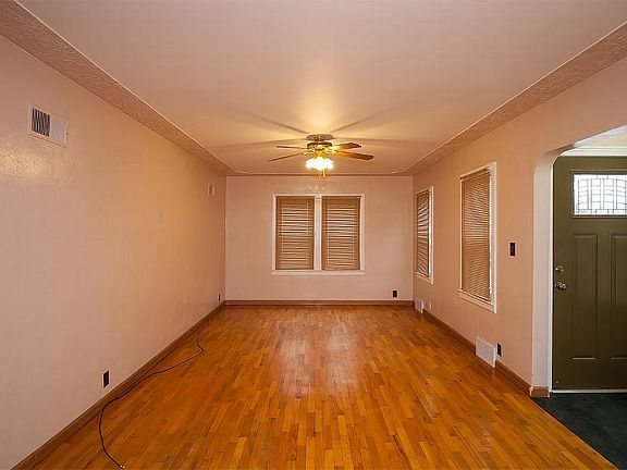 5th image of 192 W Pitman Ave