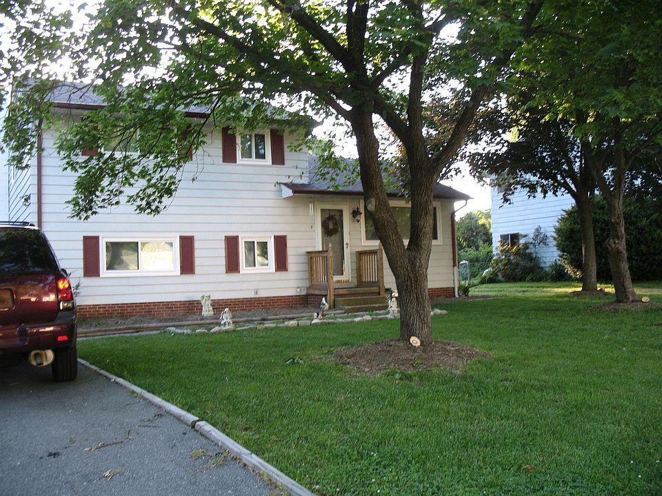 1st image of 9815 Dacono Dr