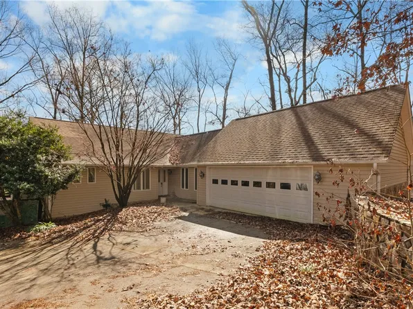 202 Snead Ln, Westminster, SC 29693