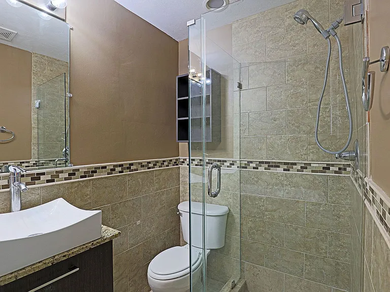 4191 Bellasol Cir #514 — Photo 16