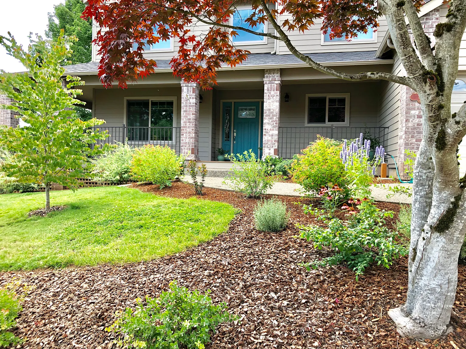 720 NW Carmen Heights Dr photo 1