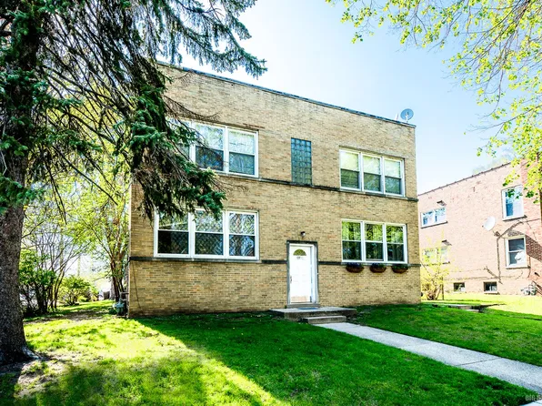 8950 Lavergne Ave, Skokie, IL 60077