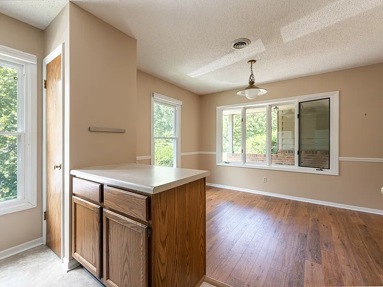 Kitchen towards dining room
