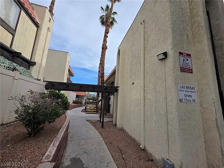 1440 Vegas Valley Dr #8 — Photo 3