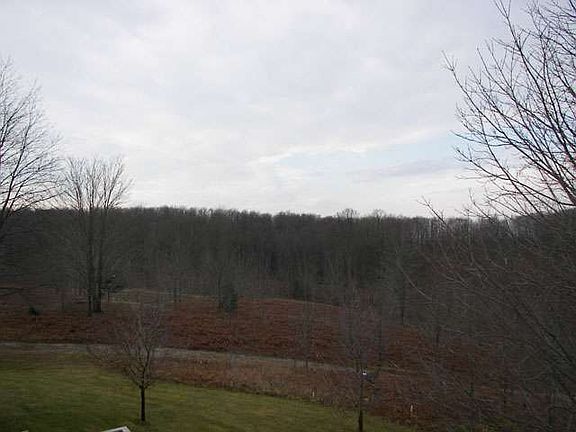 2nd image of 11500 S Ramblewood Dr