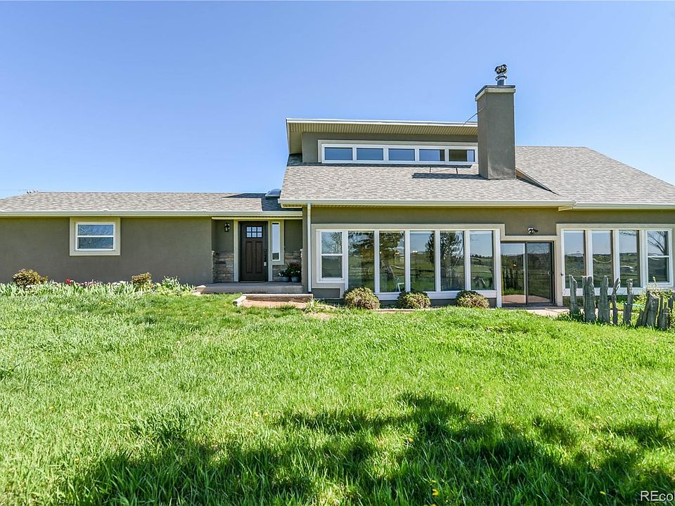 1st image of 20465 Elk Creek Dr E