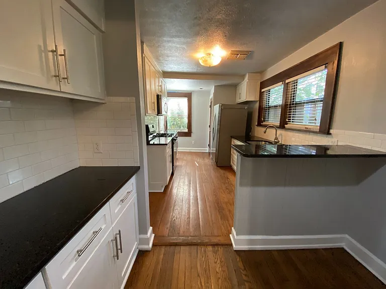 2830 San Gabriel Street — Photo 59