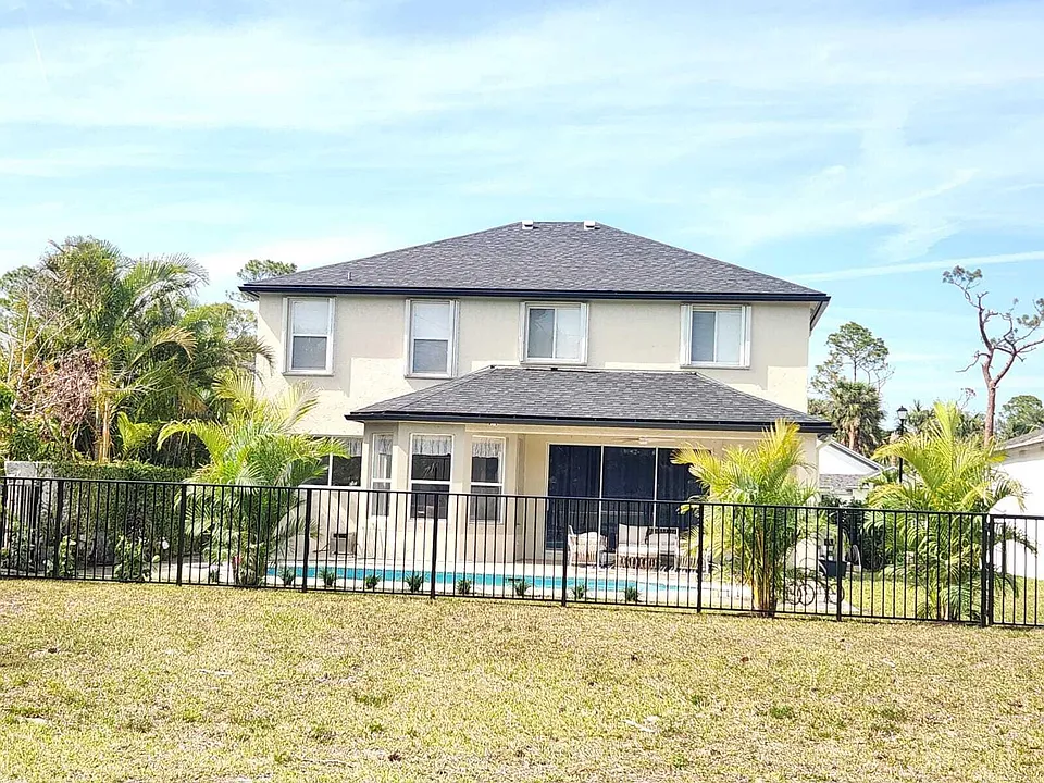 15188 Oak Chase Ct