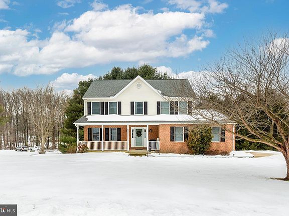 2nd image of 3175 Wheatfield Rd