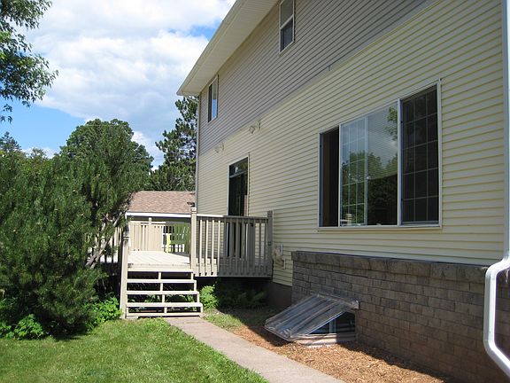 Side Yard & BBQ Deck