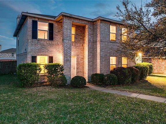 2nd image of 1441 Greenbrook Dr