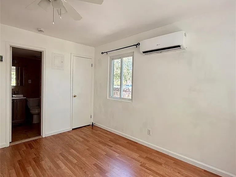 21618 39th Ave #1 — Photo 9