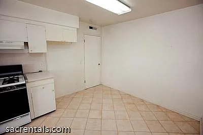 Kitchen nook area