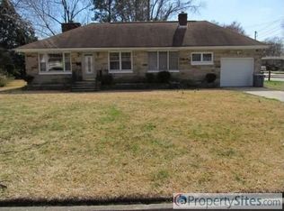 2 N Greenfield Ave, Hampton, VA 23666