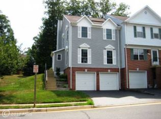 224 Finchingfield Ct, Sterling, VA 20165