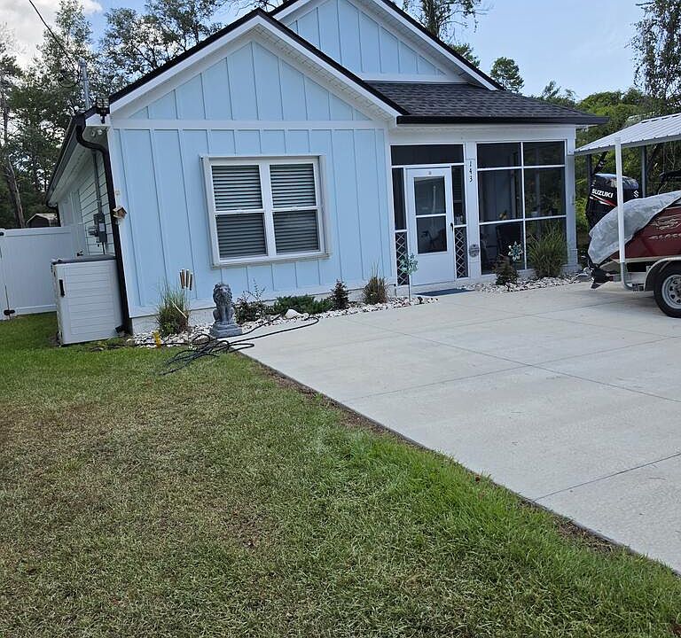 1st image of 143 Georgia St