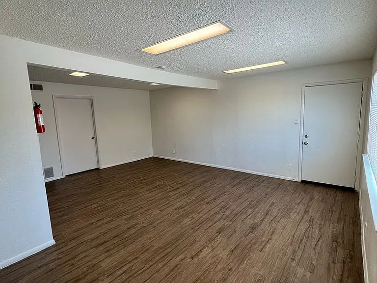 12700 Constitution Ave NE — Photo 22