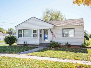 513 W South St, Morrison, IL 61270