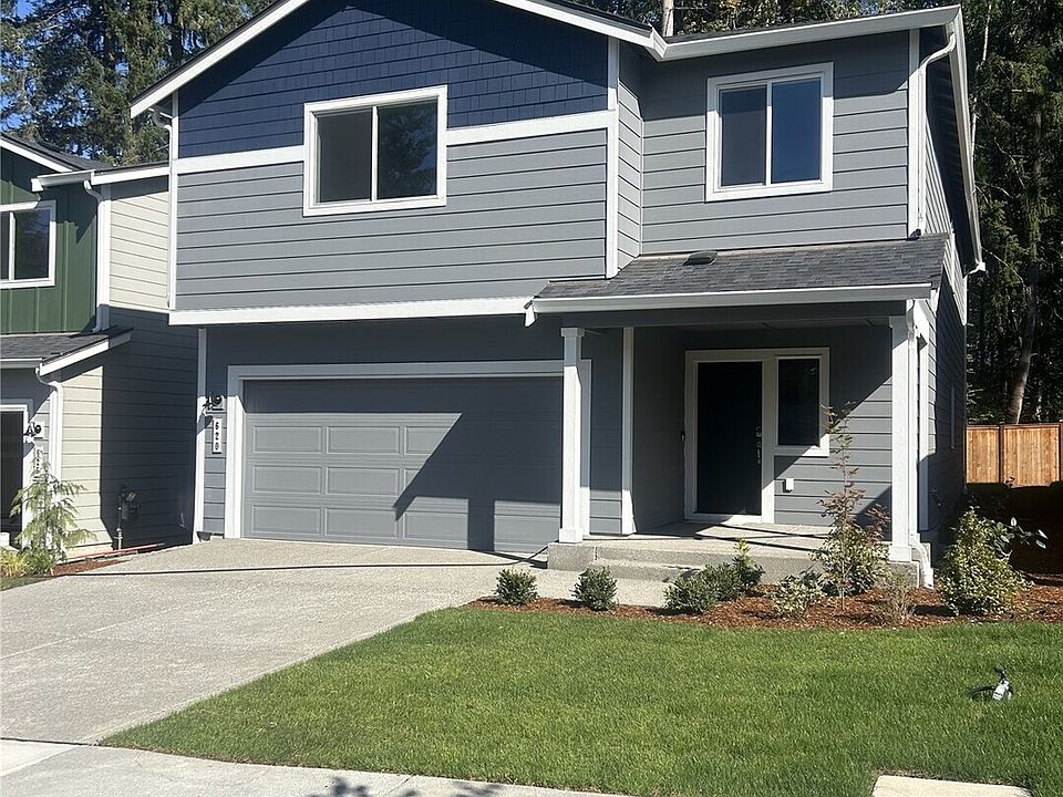 1st image of 620 Alocasia Street NE