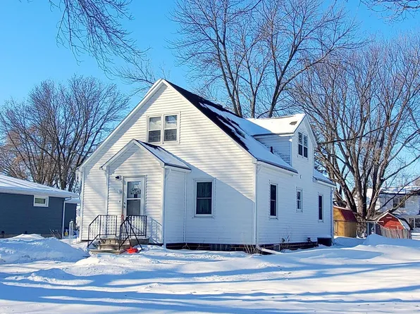 623 Ripley St NW, Titonka, IA 50480