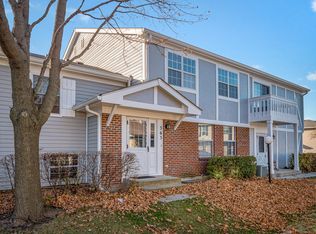 363 Birchwood Ct #363, Vernon Hills, IL 60061